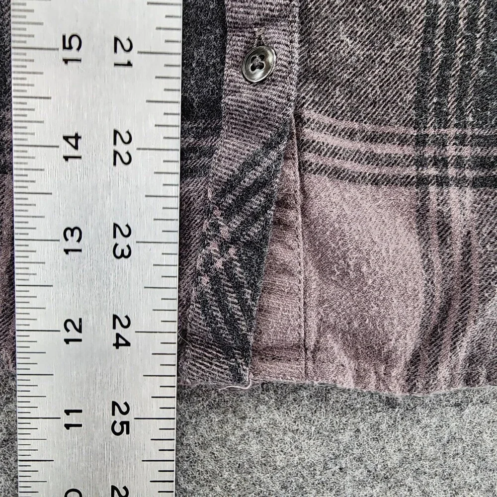 Maurices Shirt Womens Medium Button Up Long Sleeve Gray Plaid